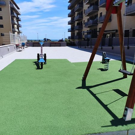 Apartamento Nuevo Con Piscina Y Amplio Balcon Sant Carles De La Rapita Exterior photo